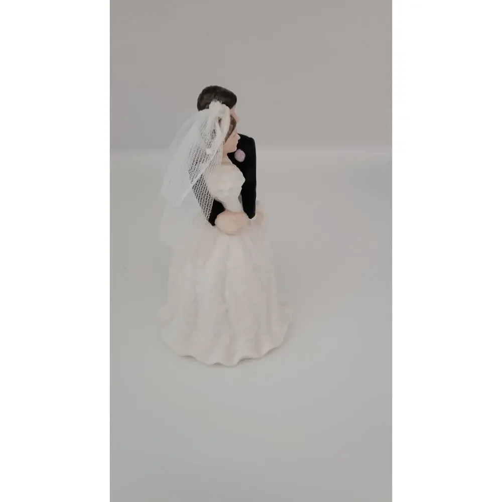 Vintage Wedding Cake Topper Bride Groom Porcelain Figurine Lace Veil Couple